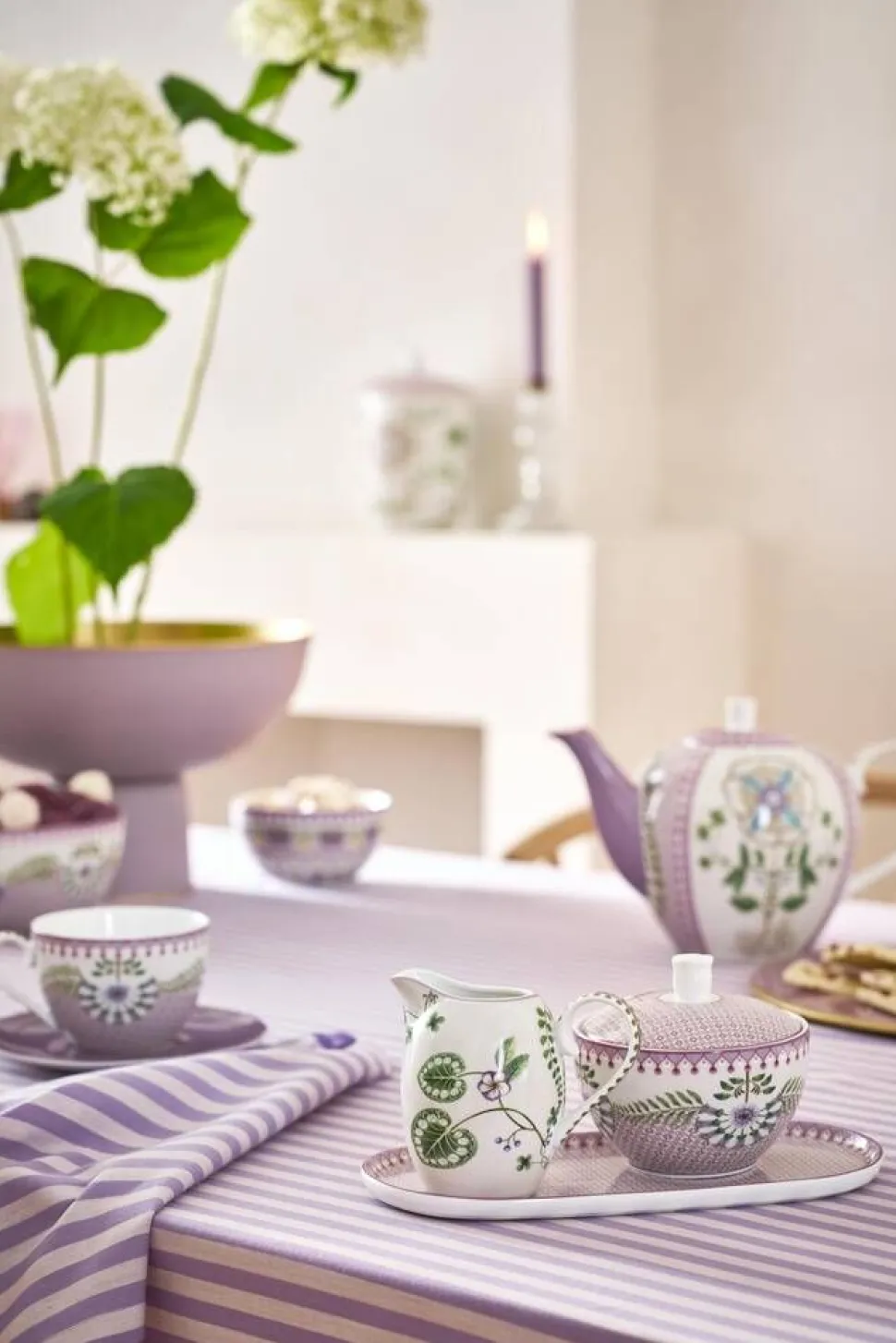 Pip Studio lautanen Lily&Lotus Tiles 25x12 cm Lilac