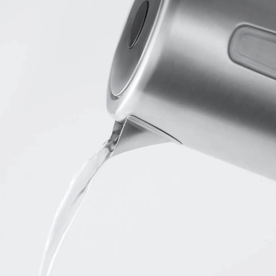 Russell Hobbs vedenkeitin Compact Home 24190-70 teräs