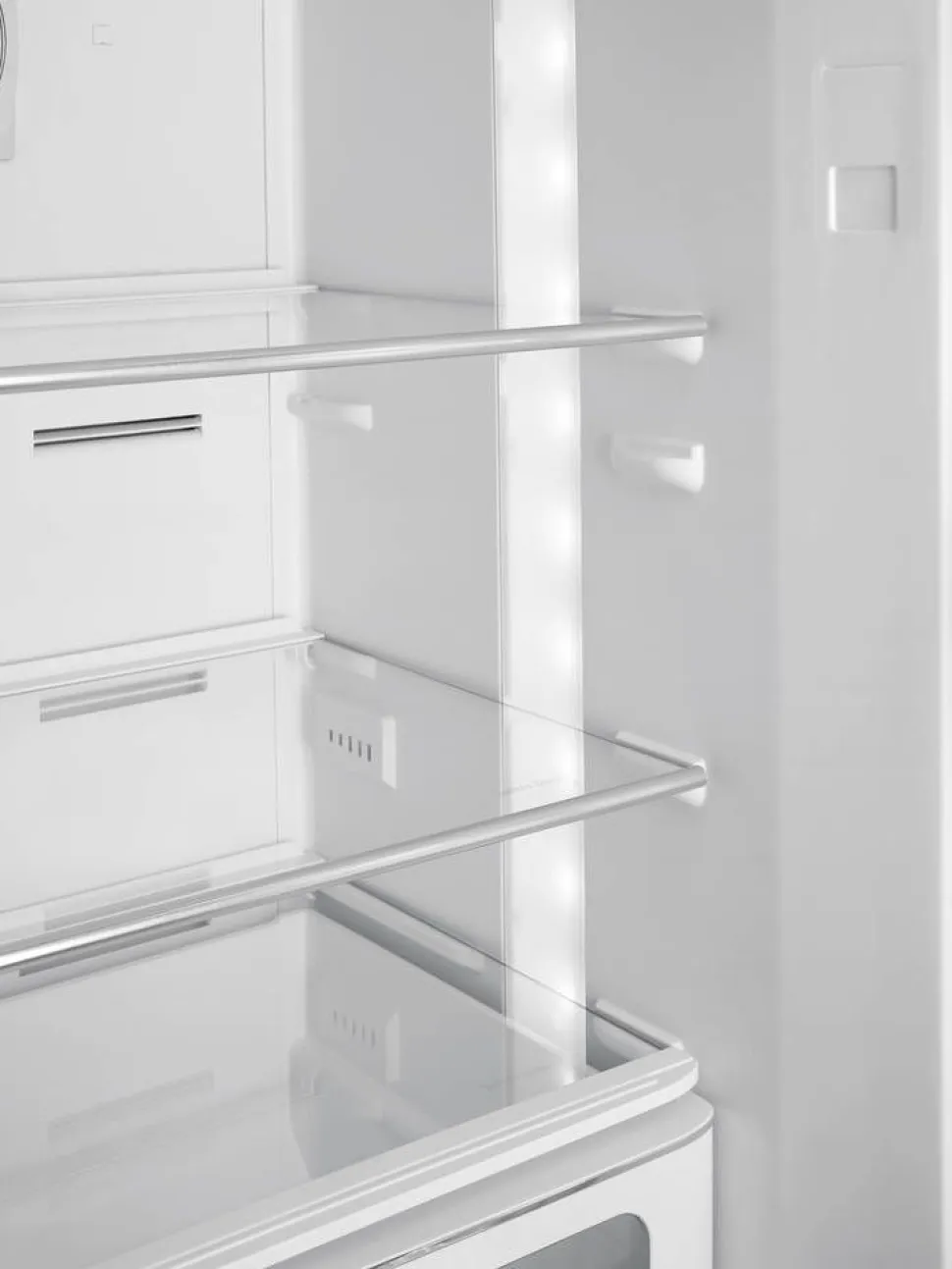 Smeg retrojääkaappipakastin FAB32RSV5 hopea, oikea