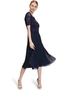 Vera Mont mekko 0113 4825