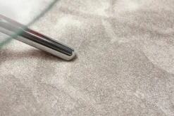 VM-Carpet Satine 850 harmaa, Ø 240 cm, kantti 5434